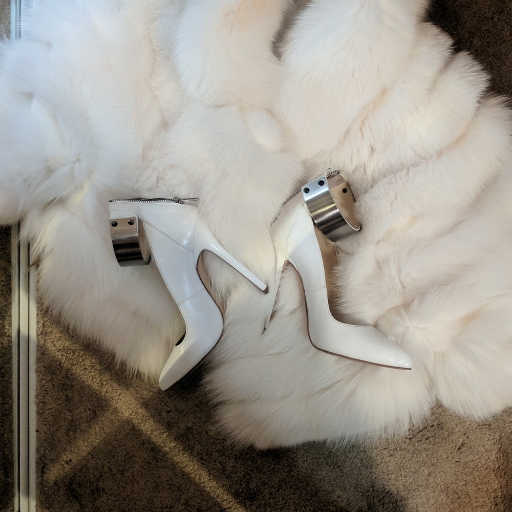 Preowned Olcay Gulsen Pumps